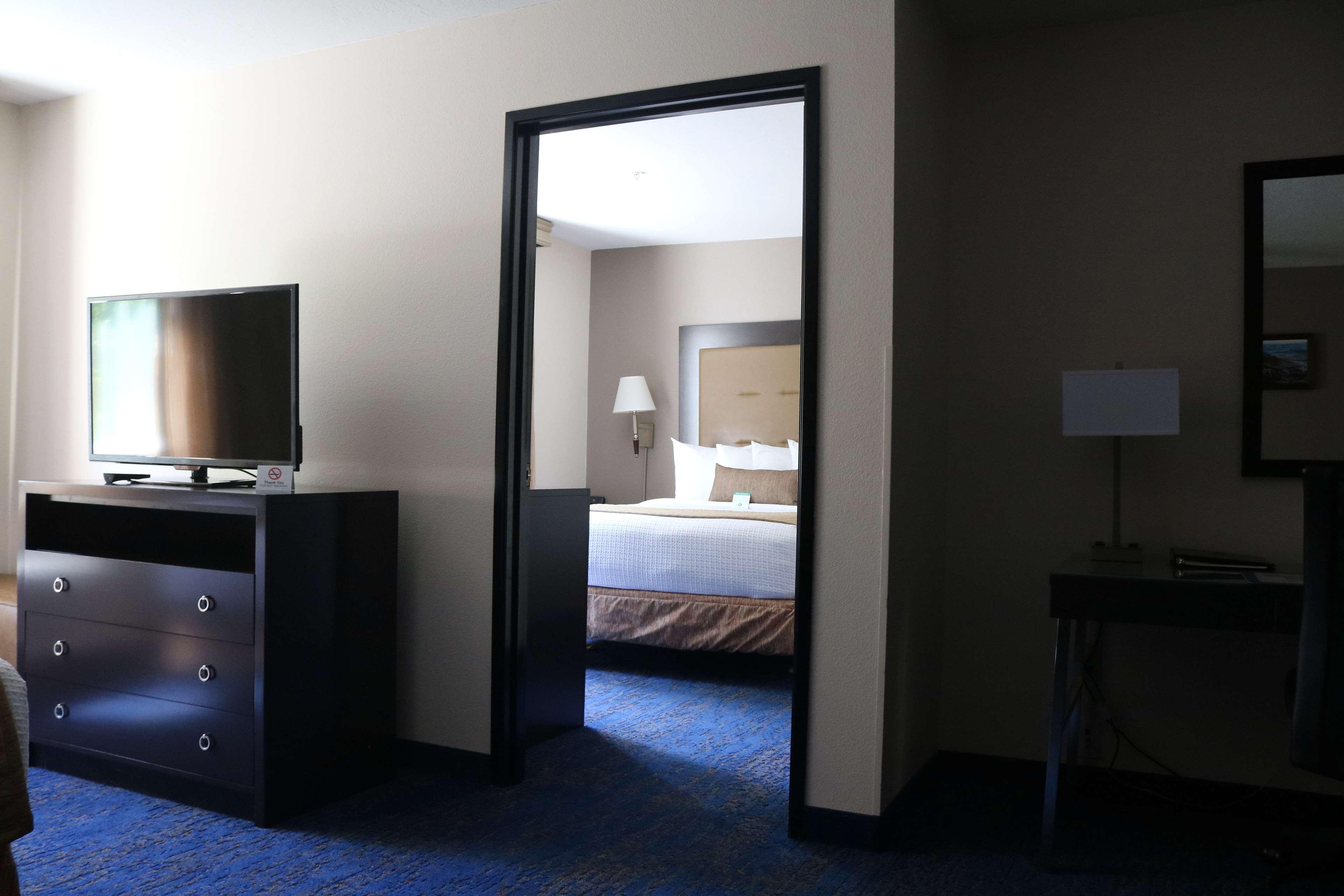 Best Western Plus Executive Hotel & Suites Sulphur Εξωτερικό φωτογραφία